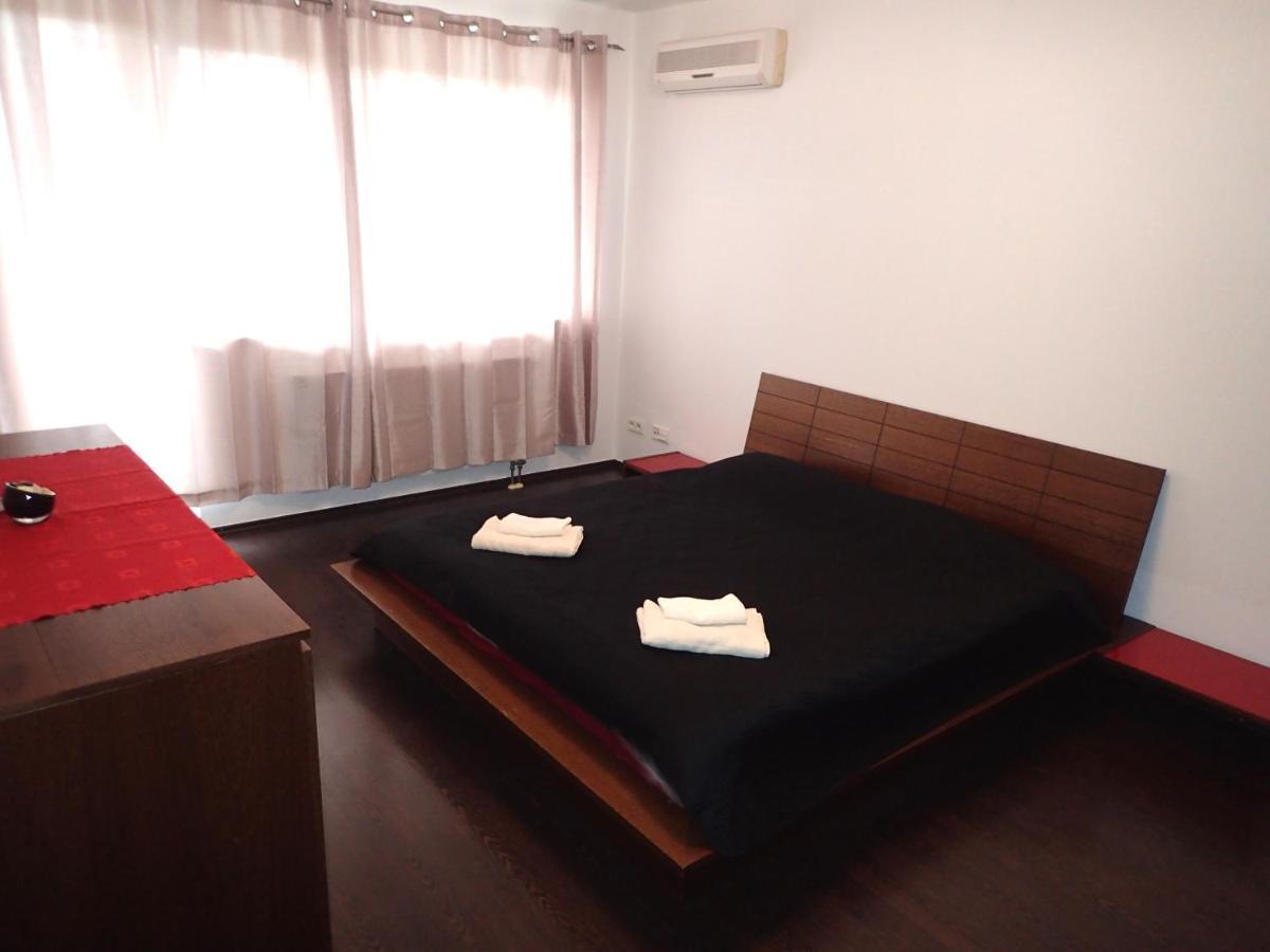 Marguerite Apartment - Parking Including Bratislava Luaran gambar