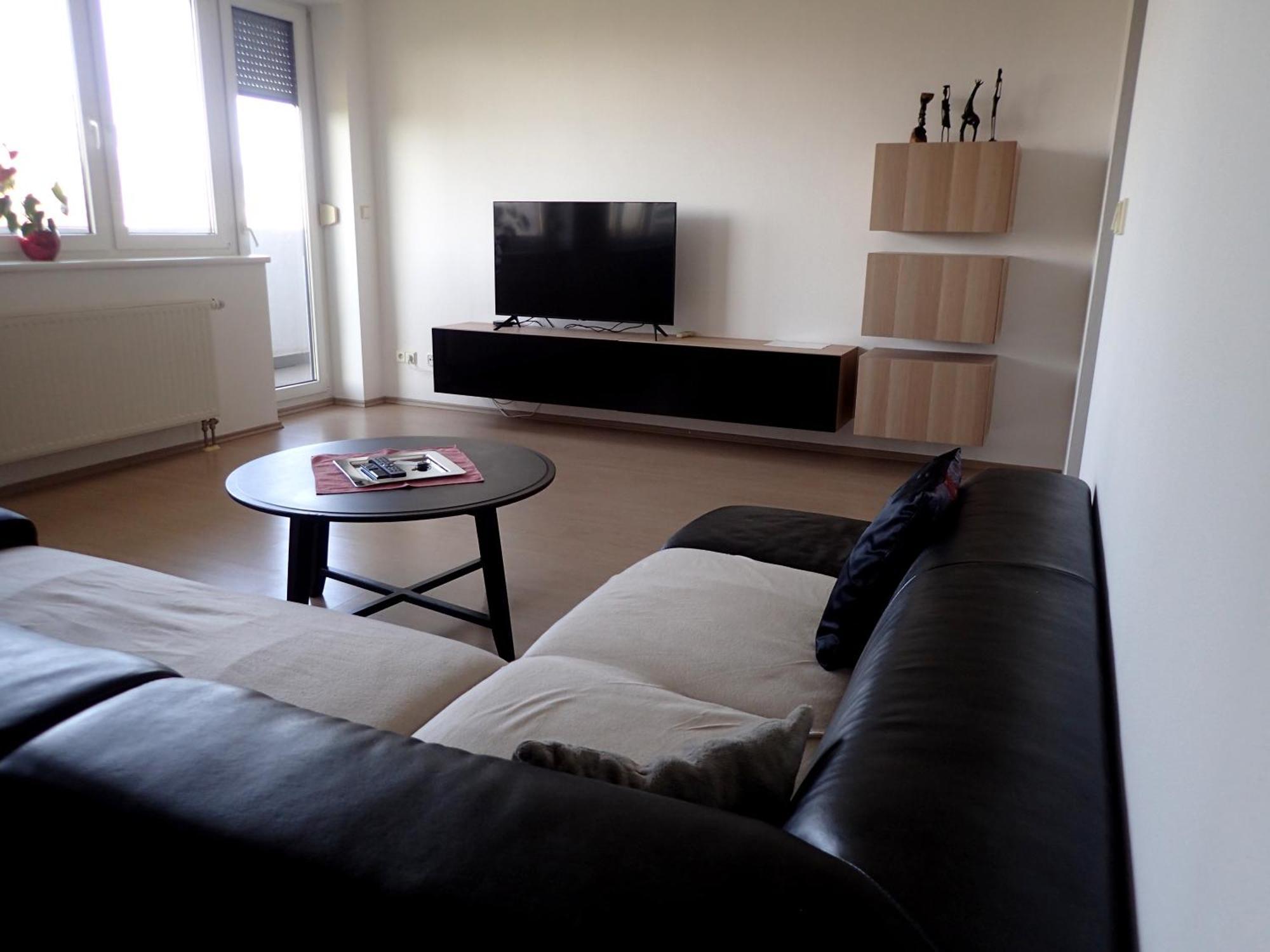 Marguerite Apartment - Parking Including Bratislava Luaran gambar